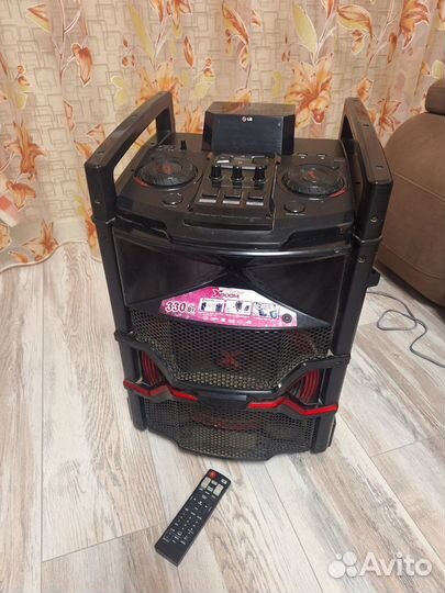 LG X-boom cube OM5540