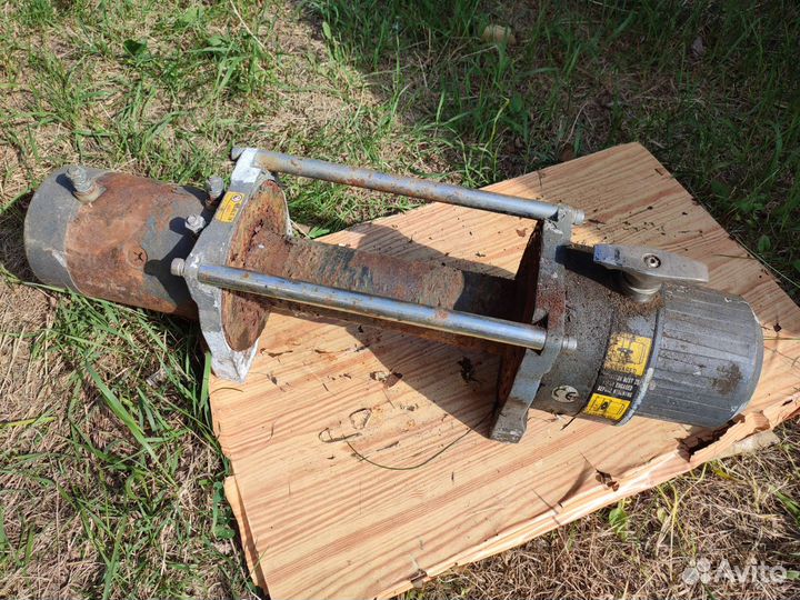 Продам лебëдку