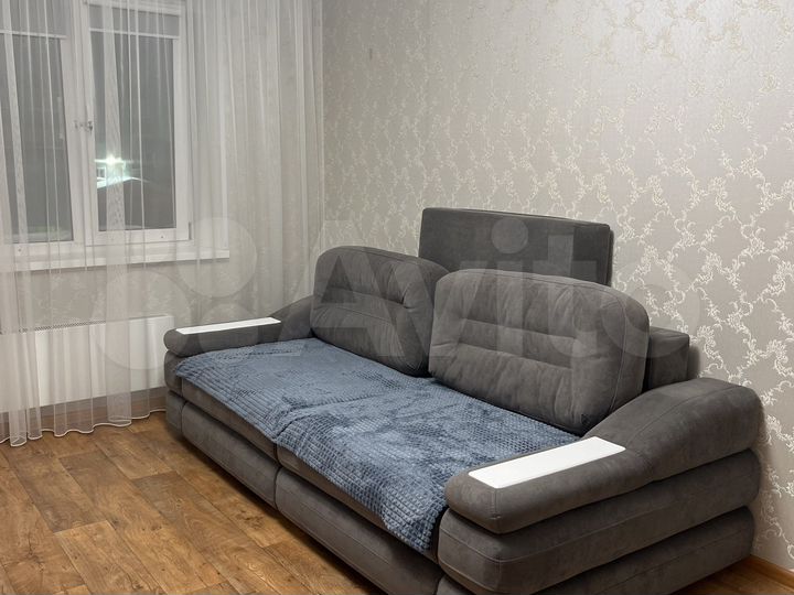 2-к. квартира, 60 м², 3/5 эт.