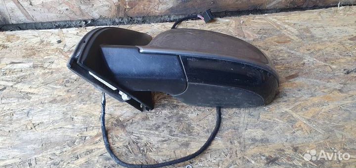 Зеркало левое электрическое Volkswagen Golf V 200
