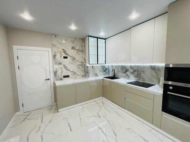 2-к. квартира, 67,8 м², 3/17 эт.
