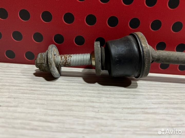 Стойка стабилизатора передняя Mercedes-Benz Gle