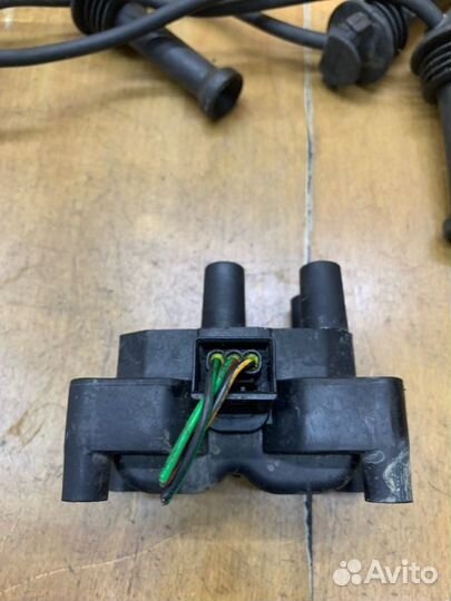 Катушка зажигания Volvo S40 B4164S3 2005