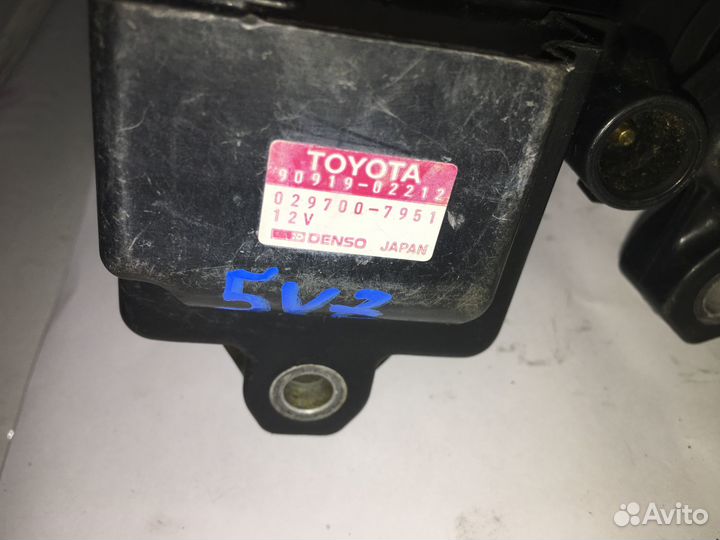 Катушка зажигания toyota Land Kruzer 90 5VZ