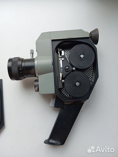 Кинокамера зенит кварц 2х8с-3