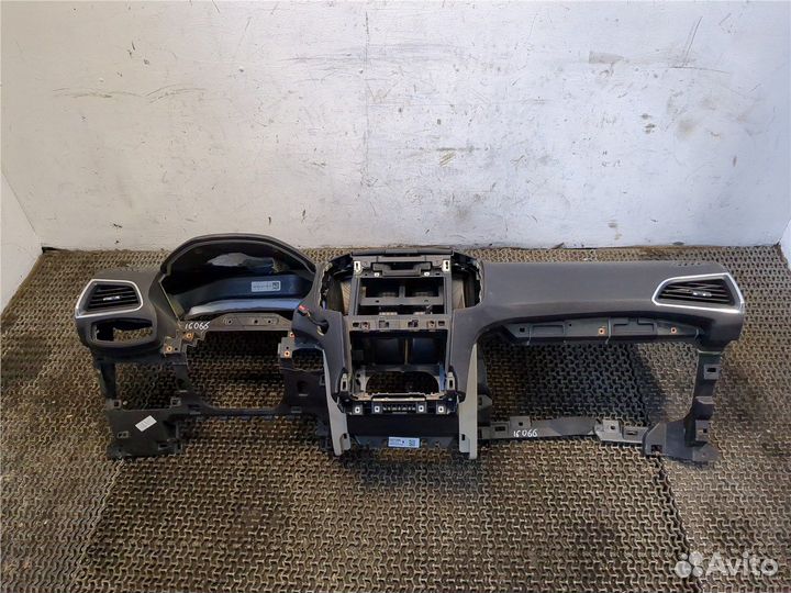 Панель передняя салона Ford Edge, 2018