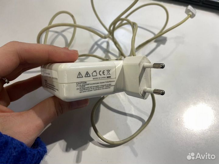 Зарядка Apple 60W MagSafe Power Adapter оригинал