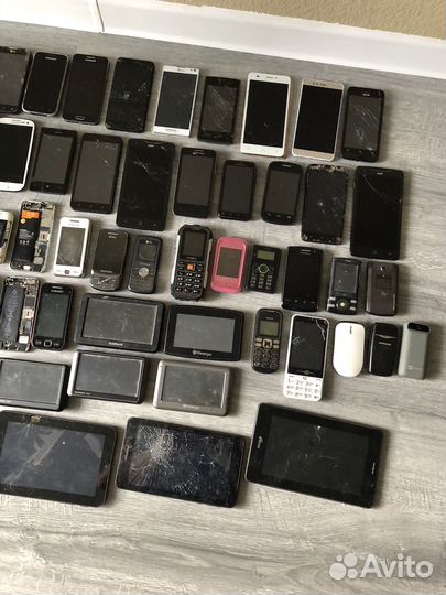 Телефоны на запчасти лот
