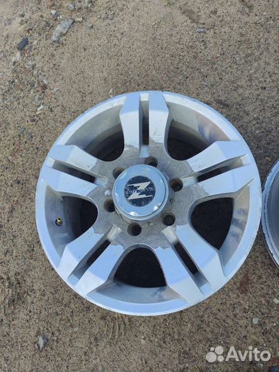 Литые диски r 16