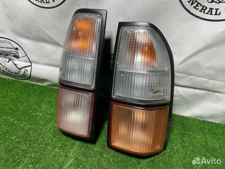 Стоп-сигнал Toyota Land Cruiser Prado VZJ90 5VZ-FE