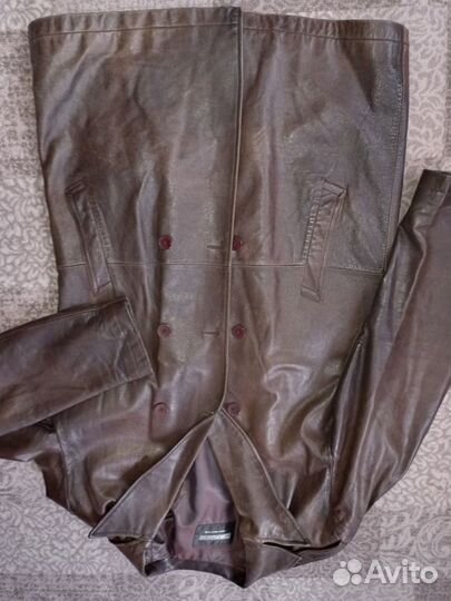 Кожаный плащ