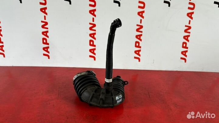 Патрубок воздушный Audi A6 C6 2.0 BRE TDI 2006