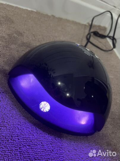 Лампа для сушки ногтей