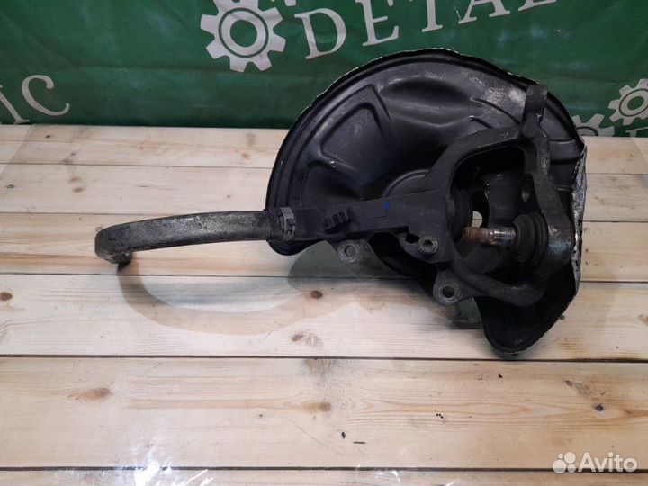 Кулак поворотный передний левый Mercedes Cls W219