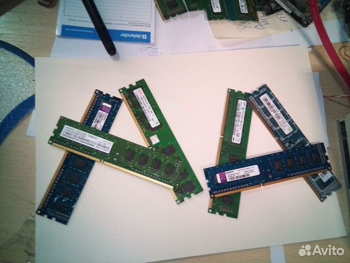 2GB DDR3 много разных планок