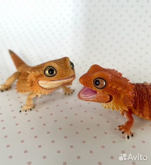 Ящерица фигурка Bandai