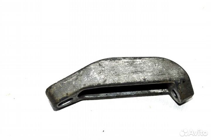 Кронштейн с мотора renault trucks Premium 2 (01.05