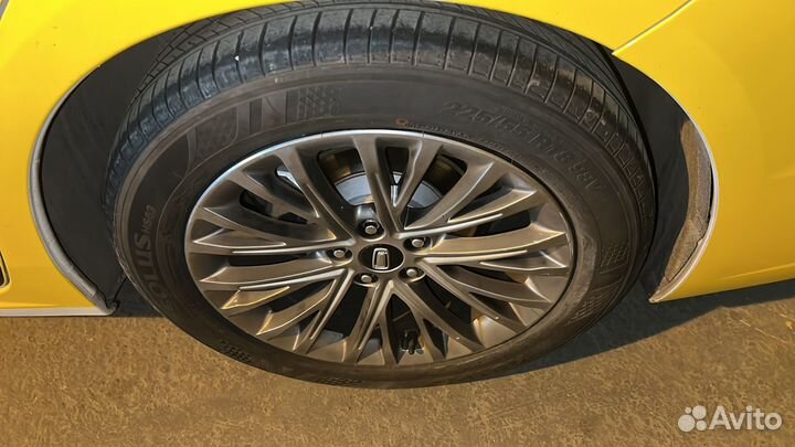 FAW Bestune B70 2.0 AT, 2023, битый, 34 920 км