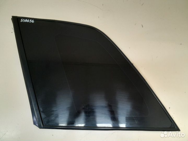Стекло кузовное глухое левое Suzuki Grand Vitara 2
