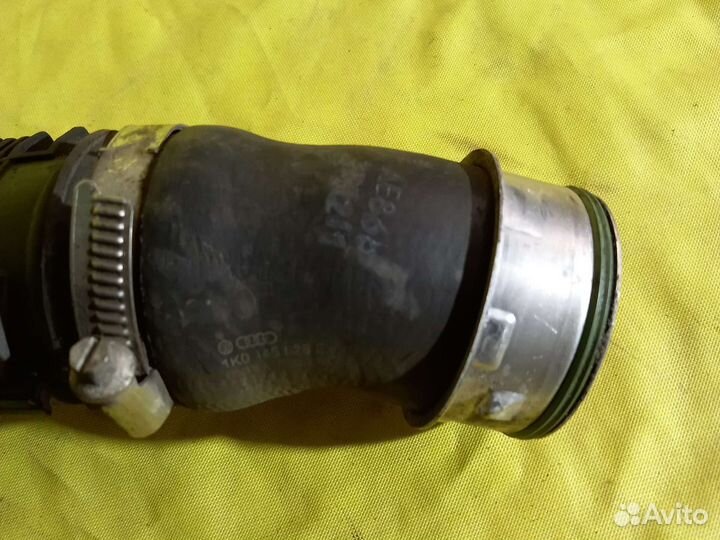 Патрубок интеркулера Volkswagen 1.8tsi 2.0tsi