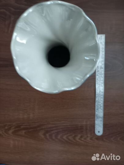 Ваза для цветов фарфоровая