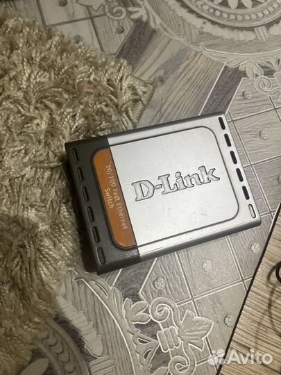 Коммутатор D-Link DES-1005D