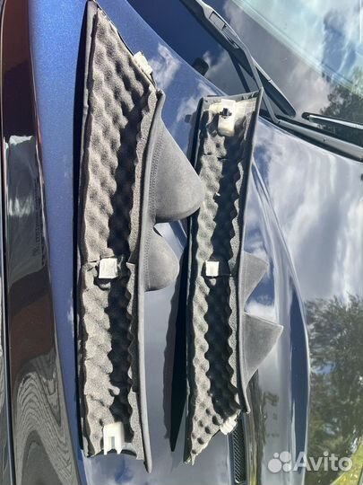 Обшивки стоек лобового стекла на kia stinger