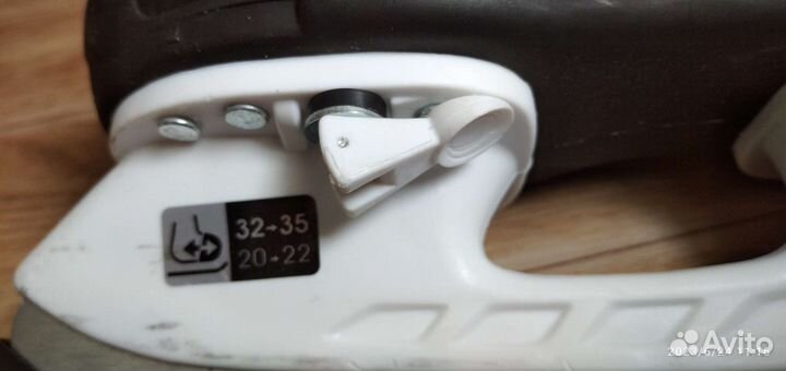 Коньки хоккейные детские 32-35 размер