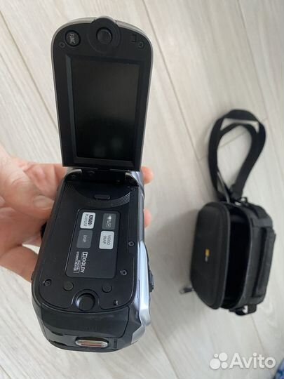 Видеокамера Canon legria HF R106