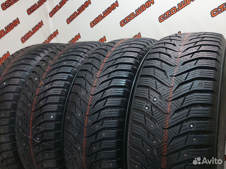 Kumho WinterCraft Ice WI31 215/65 R16 98T