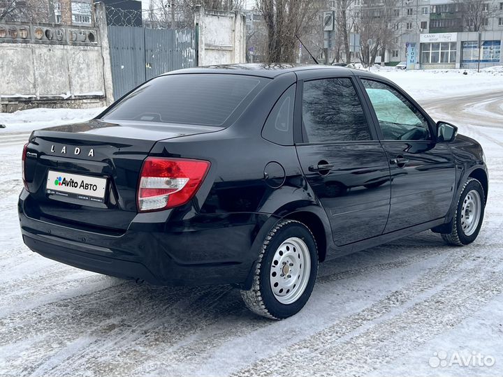 LADA Granta 1.6 МТ, 2023, 25 900 км