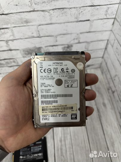 Ssd 256 hdd 750