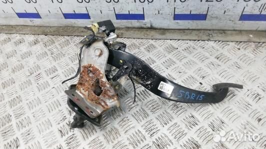 Педаль сцепления hyundai IX35 1 (5BR15O301)