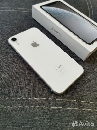 iPhone Xr, 64 ГБ