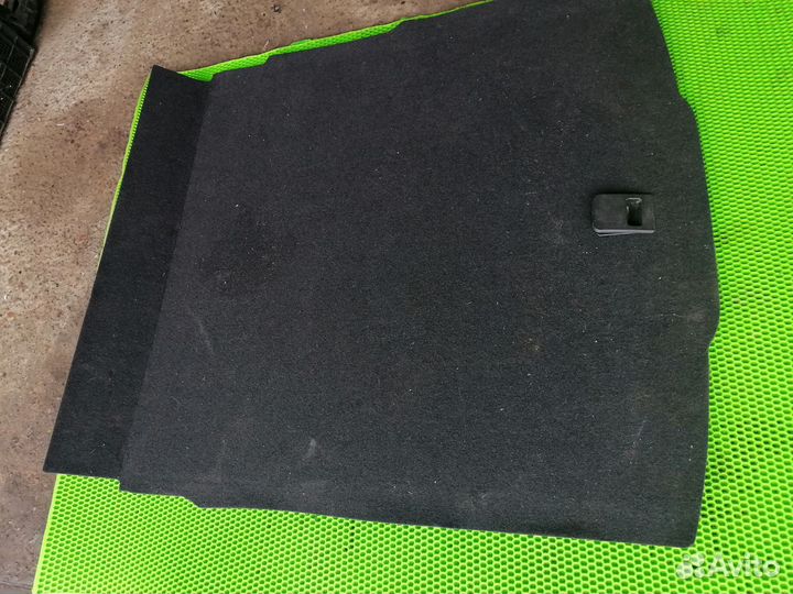 Пол багажника на VW Passat B8 2015-2019 седан