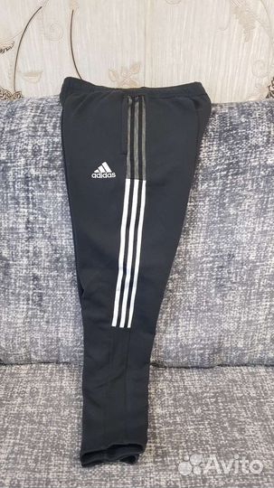 Спортивные брюки adidas
