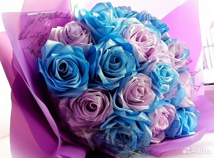 Цветы из атласных лент