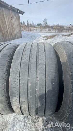 Dunlop Veuro VE303 235/40 R18 и 265/35 R18