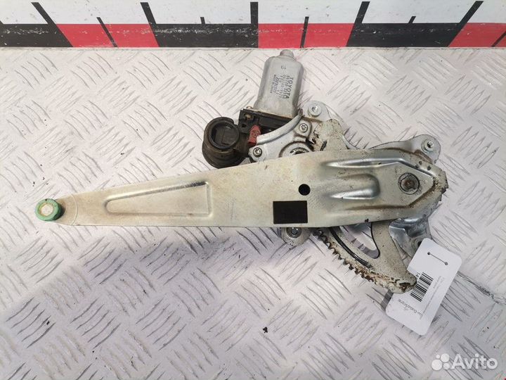 Стеклоподъемник электрический задний правый Toyota