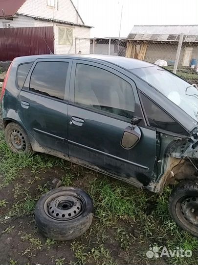 Подрамник Mitsubishi Colt
