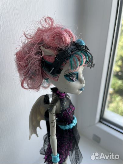 Куклы монстер хай Рошель и Венера зомби шейк