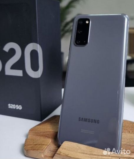 Samsung Galaxy S20, 8/128 ГБ