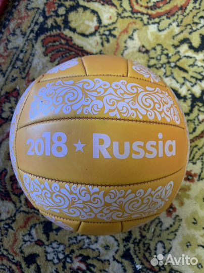 Волейбольный мяч