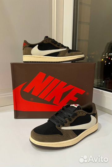 Кроссовки Nike Air Jordan 1 Low x Travis Scott