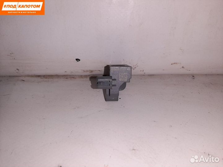 Датчик удара Hyundai Tucson 3 2017 95920V4000