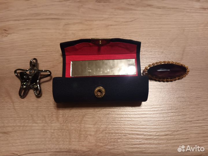 Женское зеркальце