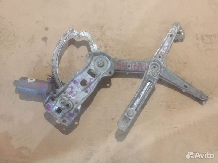 Стеклоподъемник передний левый mercedes w202