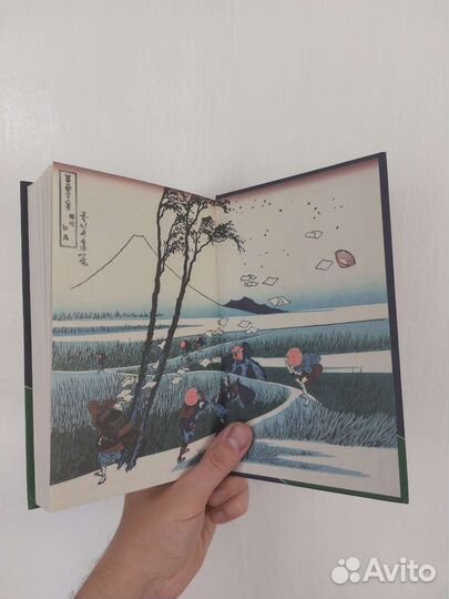 Книга Виктор Пелевин 