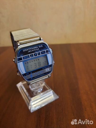 Часы электроника 55б