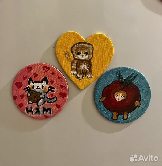 Магниты на холодильник на холсте